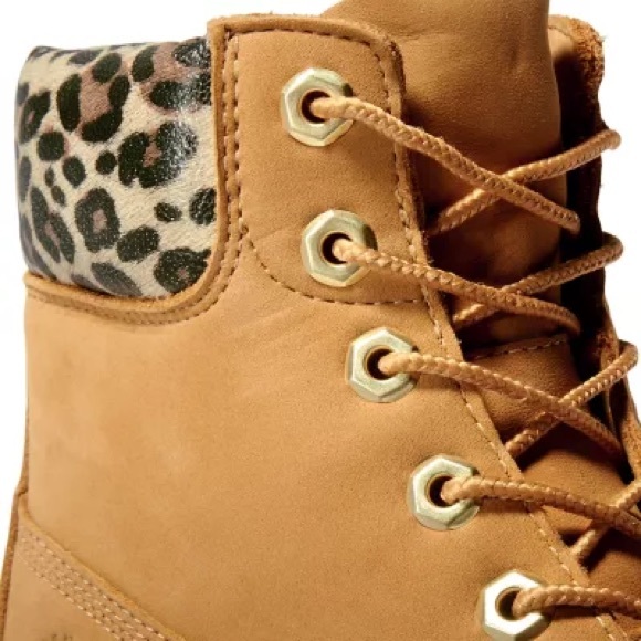 TIMBERLAND WOMEN'S KINSLEY 6-INCH WATERPROOF BOOTS - Picture 7 of 11
